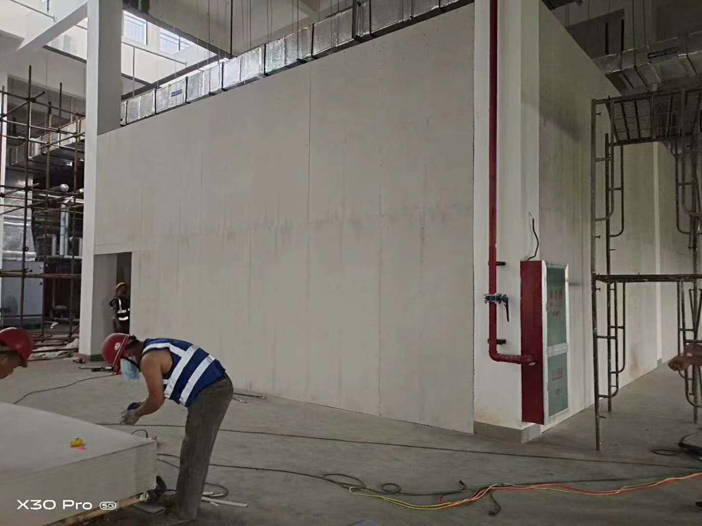 泄爆墙 泄爆墙